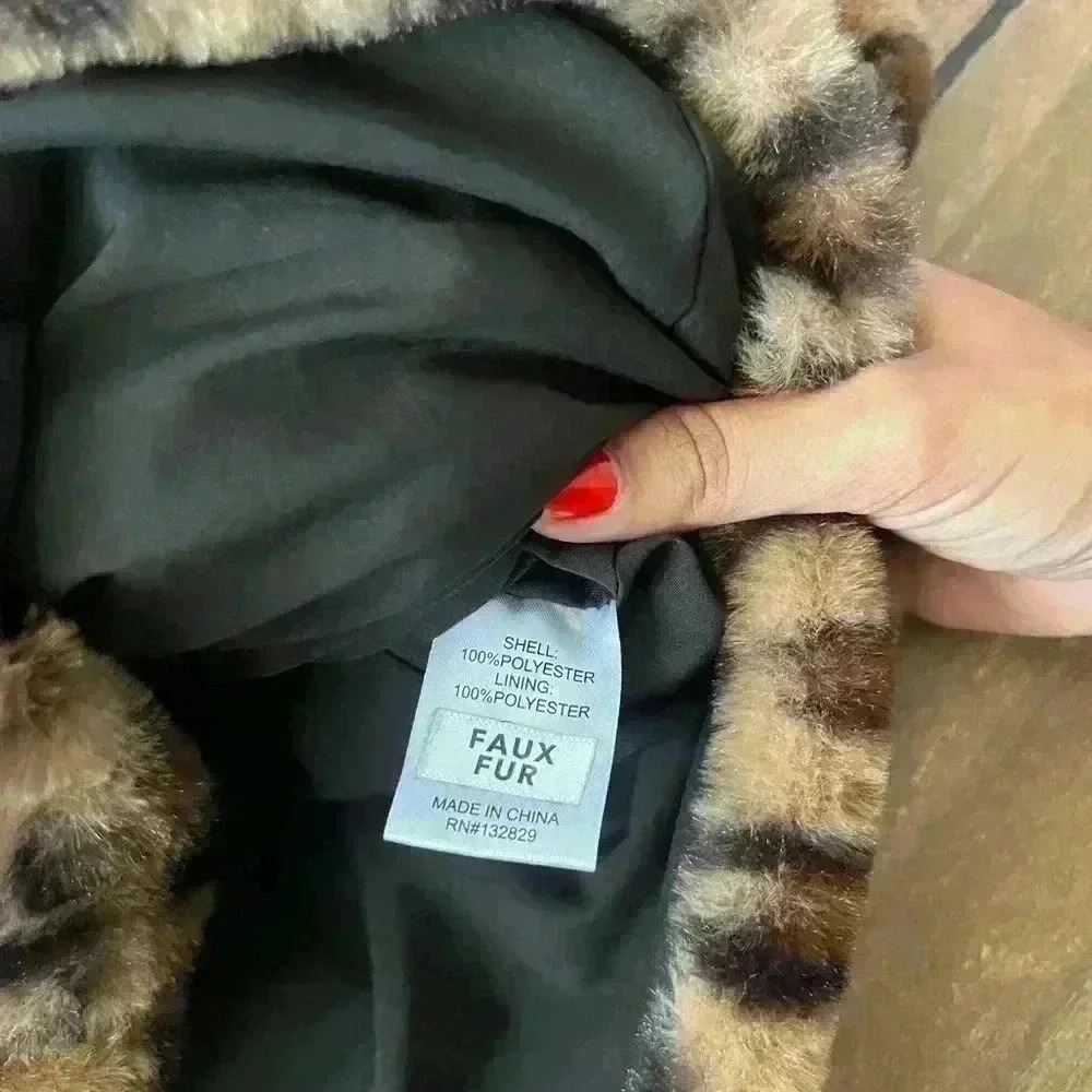 NWOT superdown natalia faux fur hoodie XSMALL - Picture 6 of 6